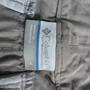 Columbia Light Grey Casual Shorts